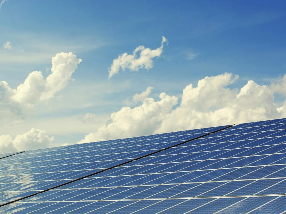 The Role of Solar Energy in Reducing Carbon Footprint